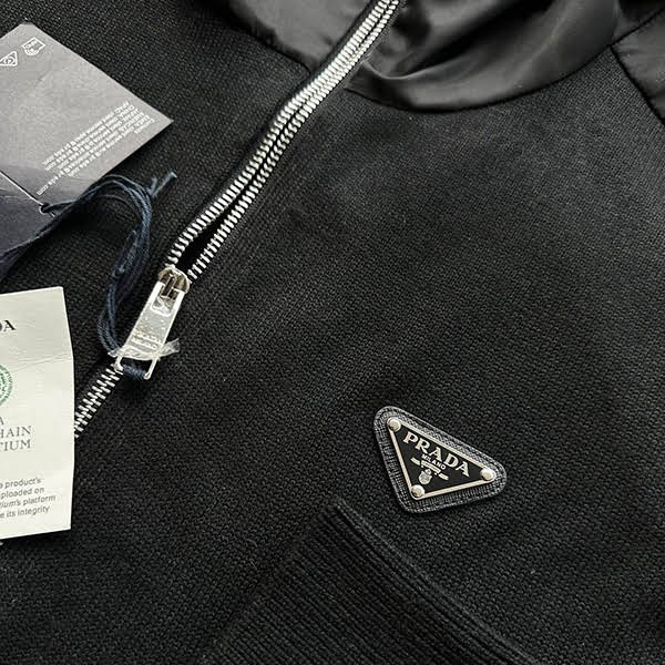 すぐ届くプラダ n級品 Re Nylon ギャバジンxウール ジャケット puk78187
